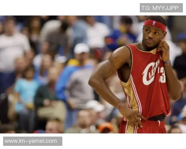 布朗单枪匹马抵挡北伐快船本赛季场均30分6篮板5助攻展现蜕变之路